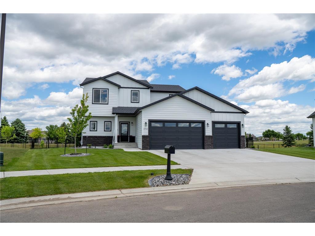 4744 Hampton Loop S Moorhead MN 56560 7098751 image1
