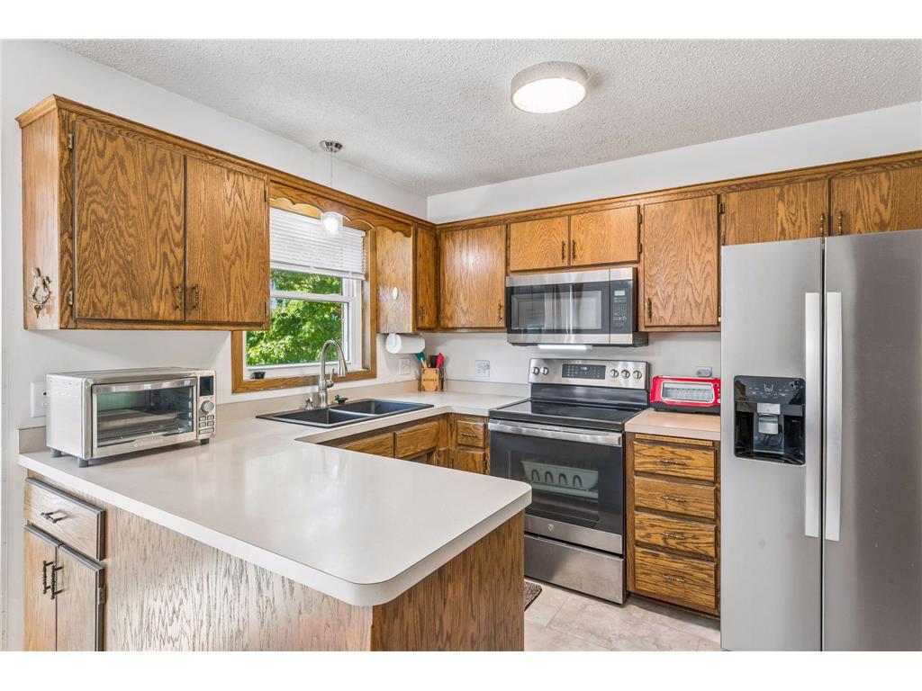 4748 Erickson Drive New Hope MN 55428 7031209 image2