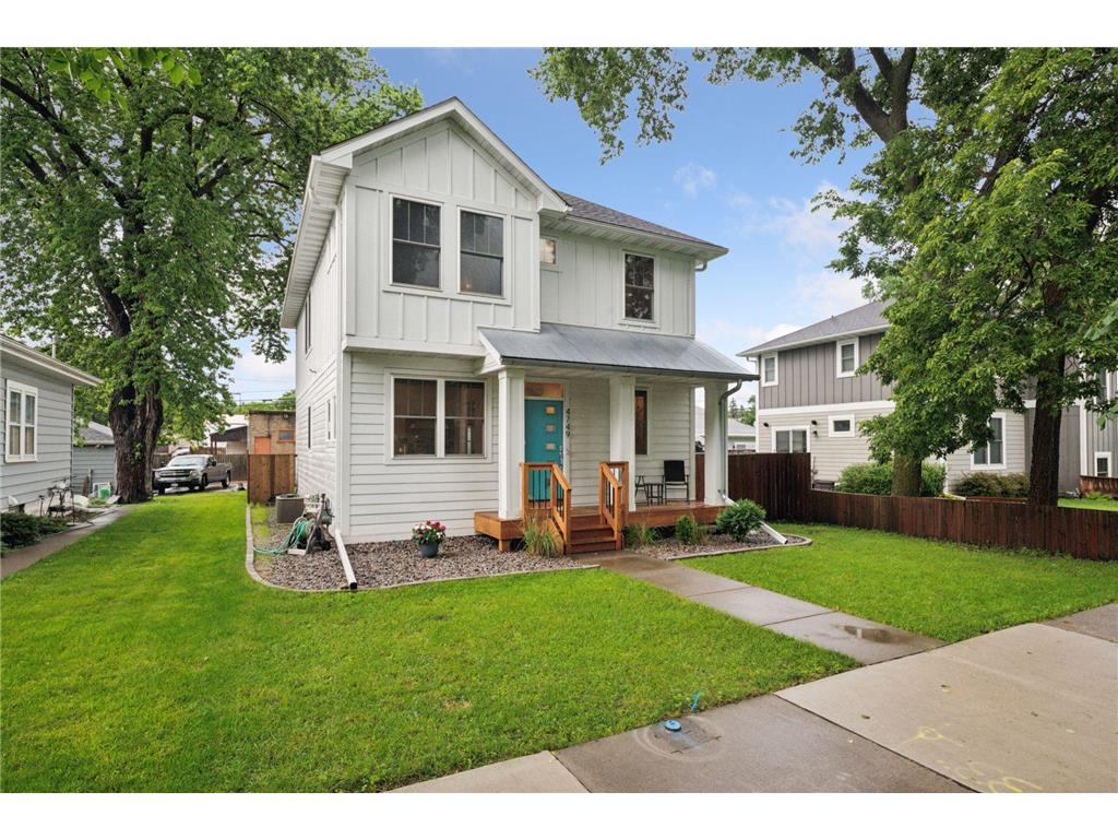 4749 Columbus Avenue Minneapolis MN 55407 6751439 image1