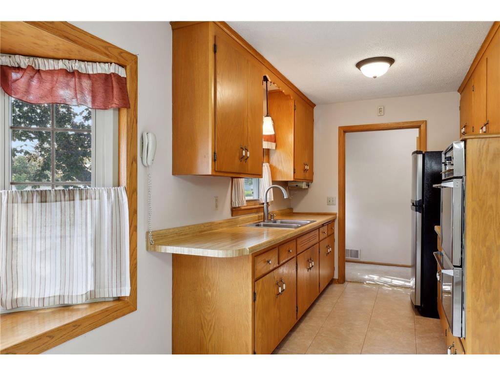 4749 Avenue N, New Hope, MN, 55428 MLS 6622114 Edina Realty