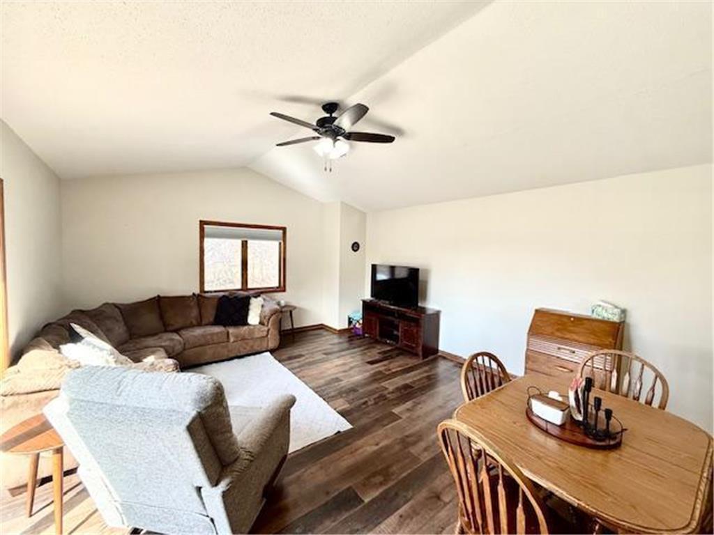 475 E CSAH 10 Vesta MN 56292 7041331 image17