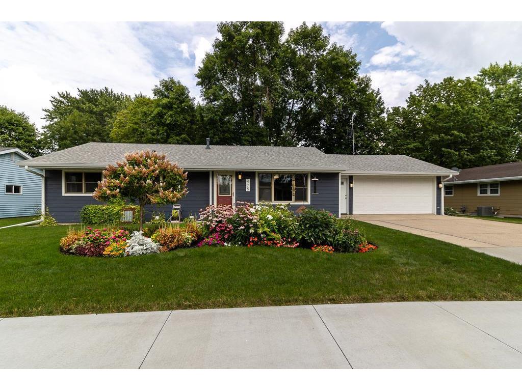 475 N Park Avenue Le Center MN 56057 6589977 image1