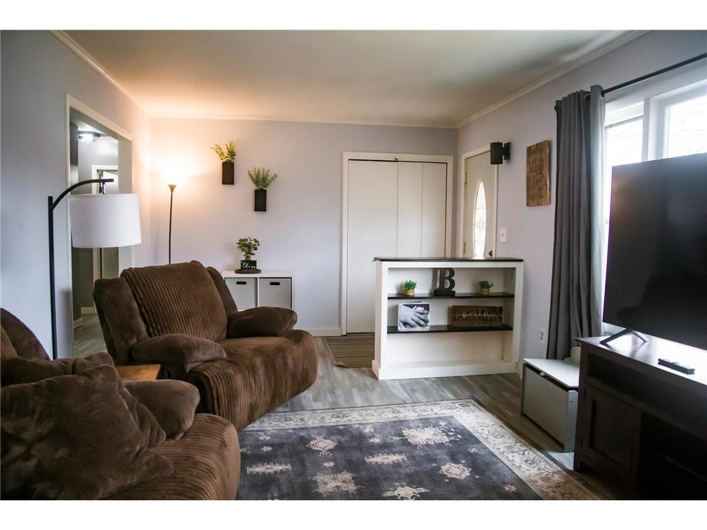475 W 1st Street Rush City MN 55069 7039225 image13