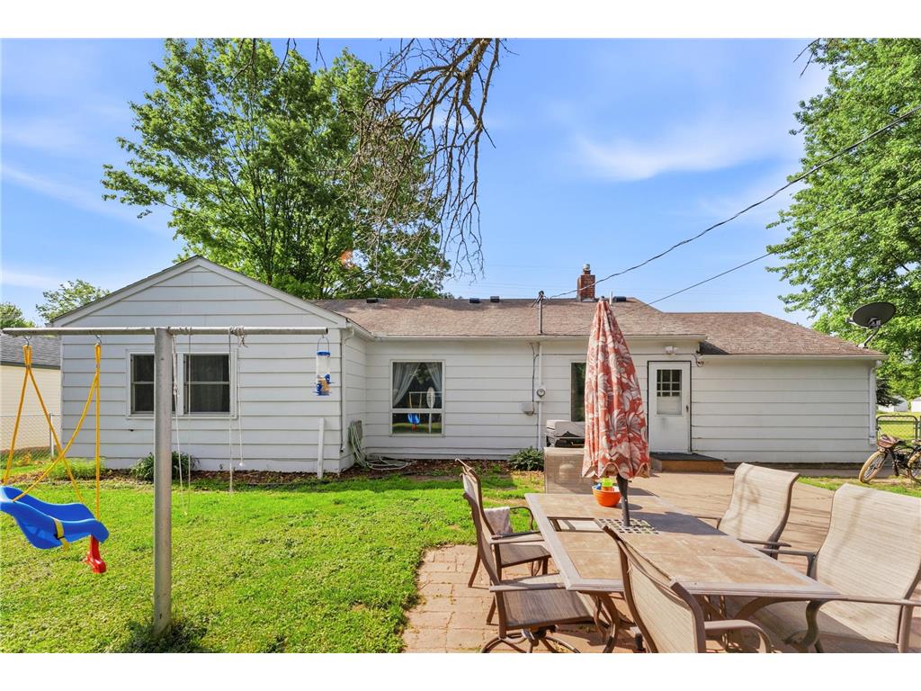 475 W 1st Street Rush City MN 55069 7039225 image5