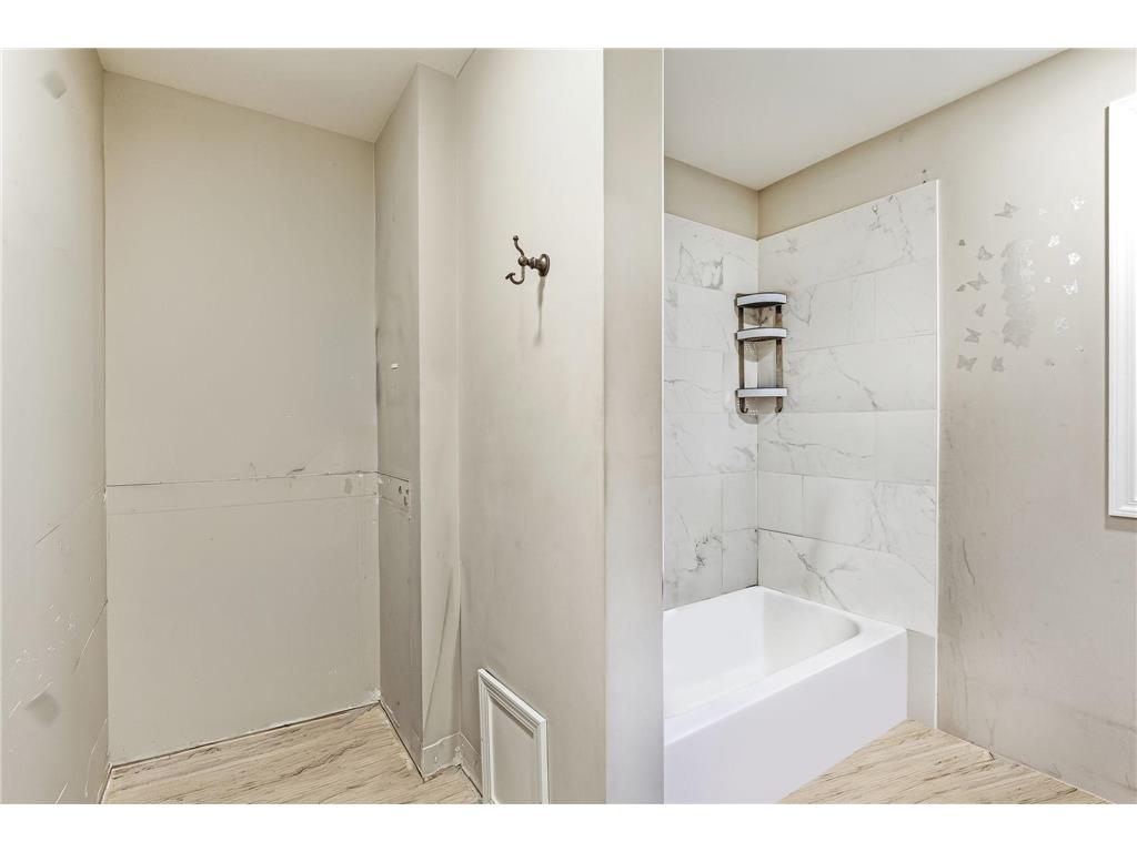 4750 Aldrich Avenue N Minneapolis MN 55430 7100404 image24