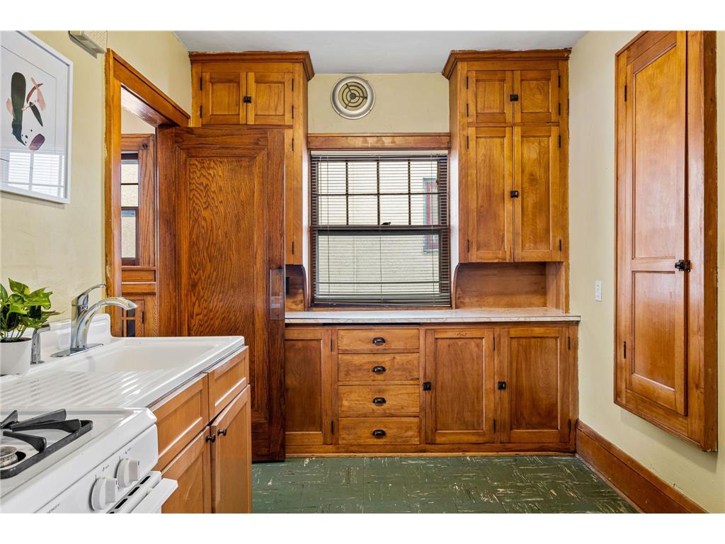 4752 Lyndale Avenue S Minneapolis MN 55419 7057507 image12