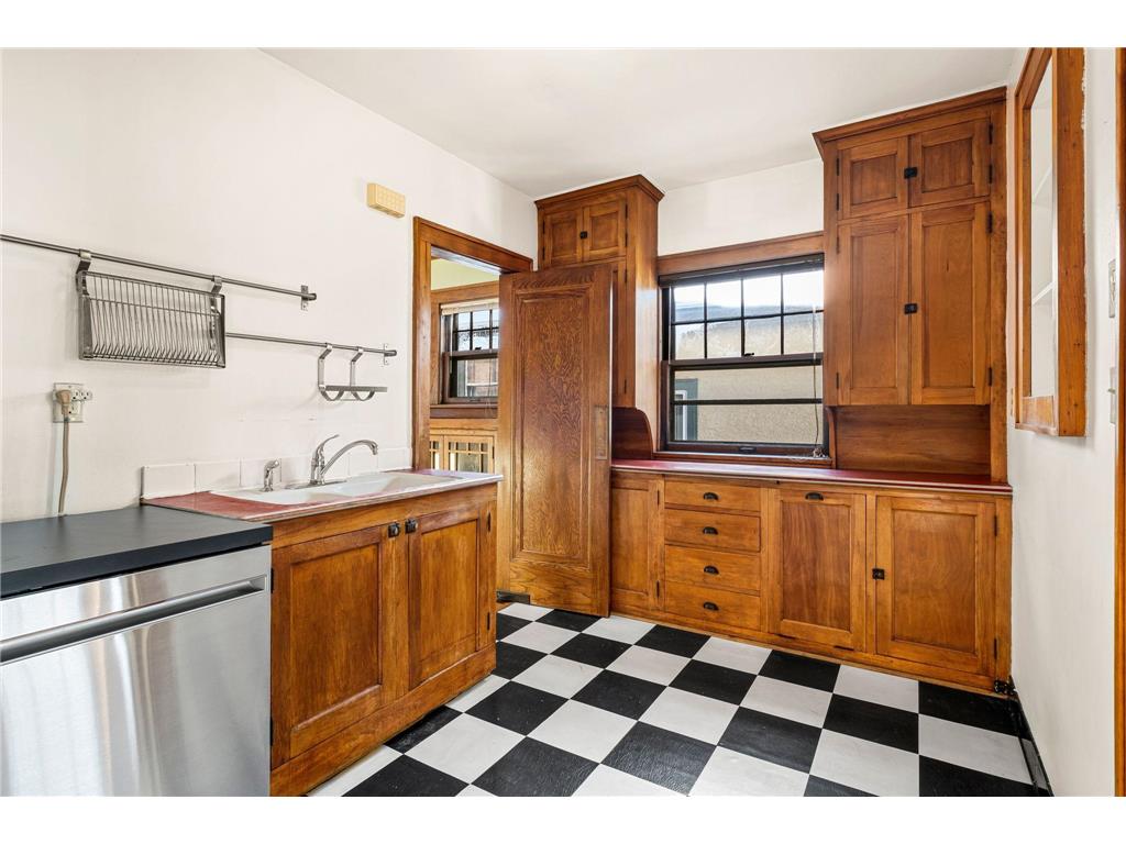 4752 Lyndale Avenue S Minneapolis MN 55419 7057507 image32