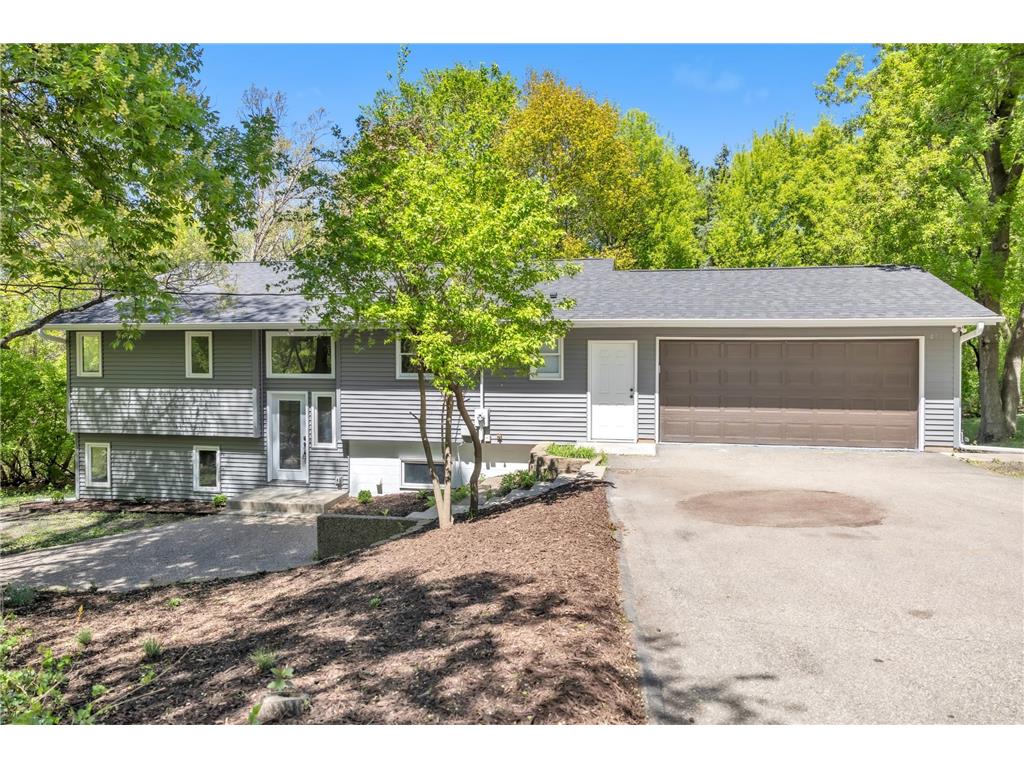 4755 Eriks Boulevard Eagan MN 55122 7074213 image1