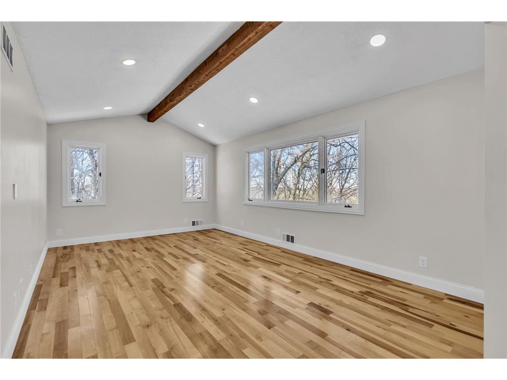 4755 Eriks Boulevard Eagan MN 55122 7074213 image12
