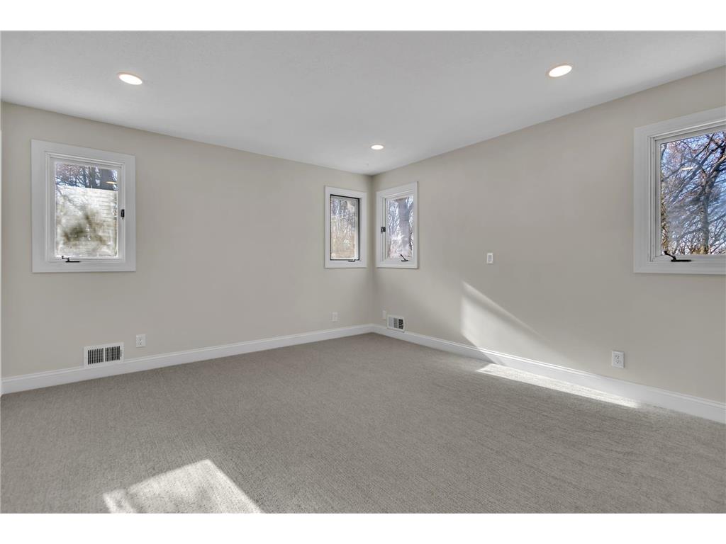 4755 Eriks Boulevard Eagan MN 55122 7074213 image20