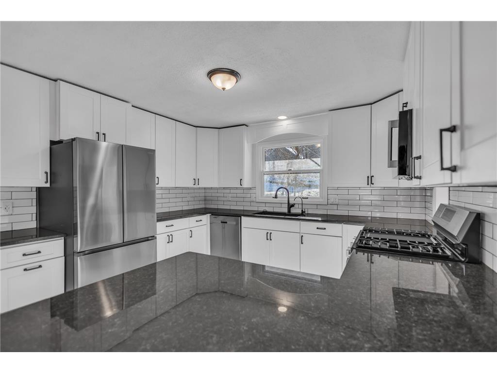 4755 Eriks Boulevard Eagan MN 55122 7074213 image4