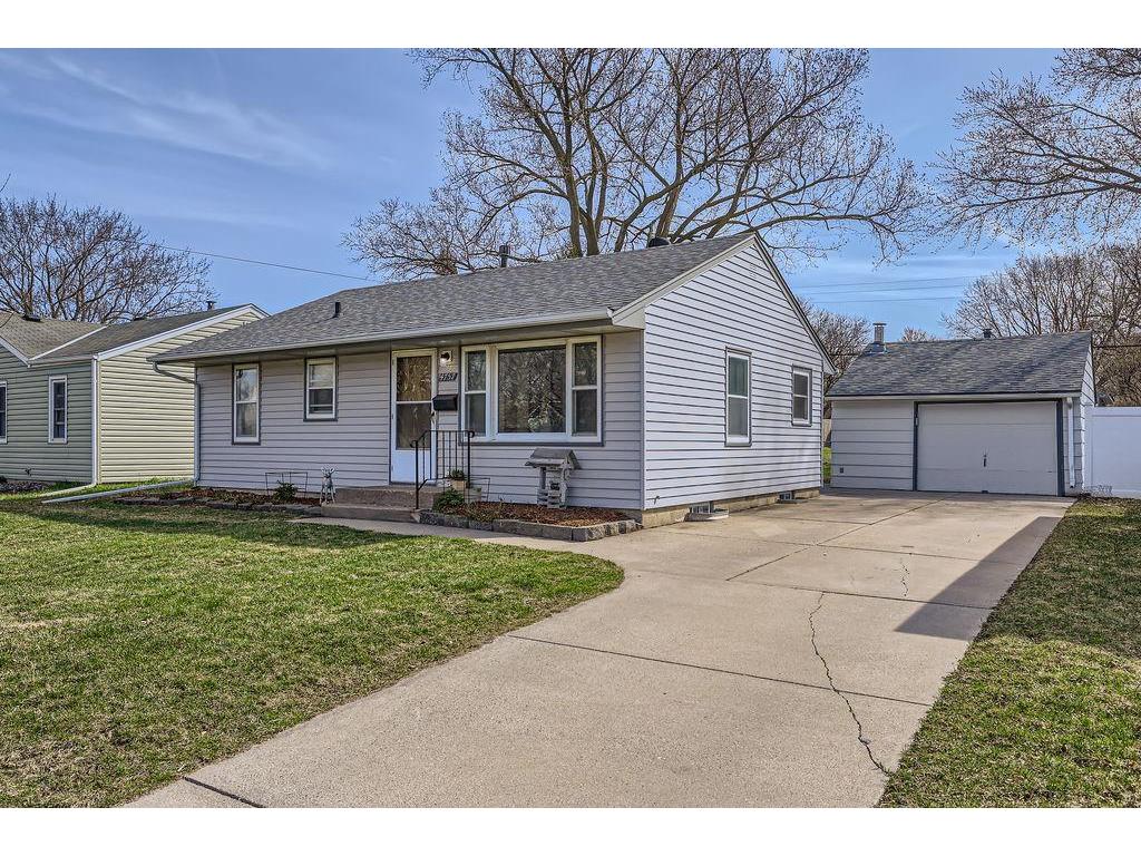 4757 Chatham Road NE Columbia Heights MN 55421 6701963 image1