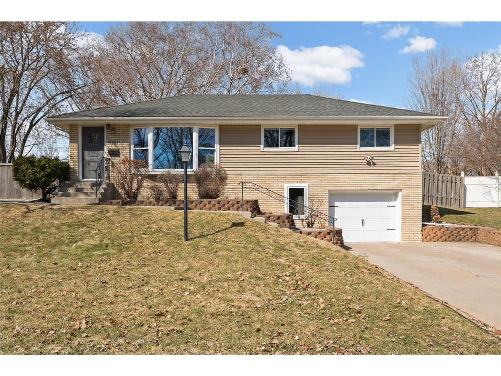 4757 Oregon Avenue N New Hope MN 55428 7034034 image1