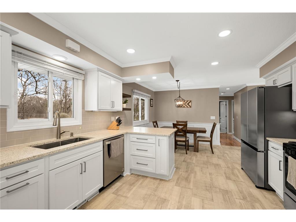 4757 Oregon Avenue N New Hope MN 55428 7034034 image12