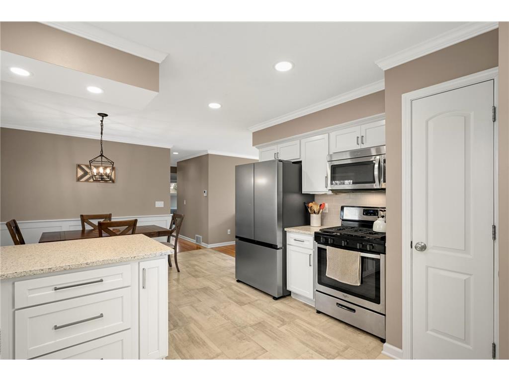 4757 Oregon Avenue N New Hope MN 55428 7034034 image13