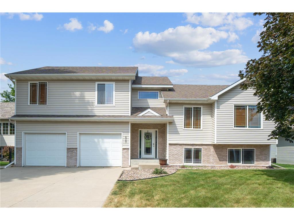 4757 White Pine Drive NW Rochester MN 55901 6578442 image1