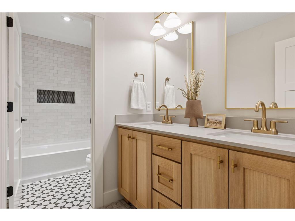4760 139th Avenue NE Ham Lake MN 55304 7033216 image34