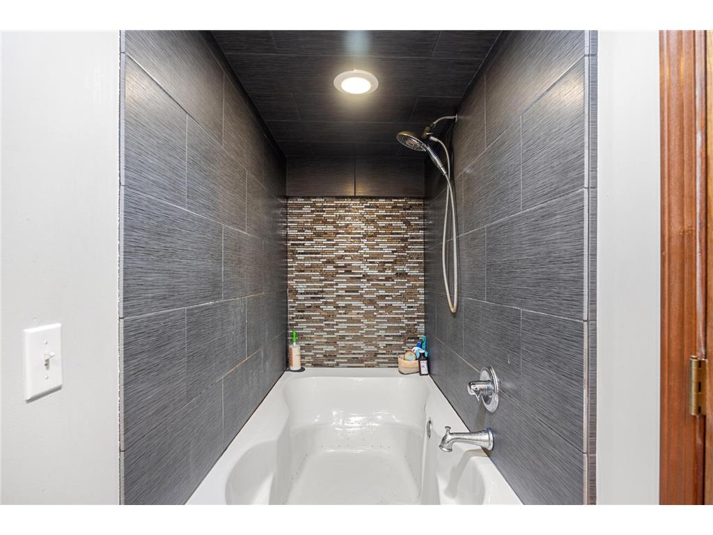 4760 Dominick Drive Minnetonka MN 55343 7075523 image17