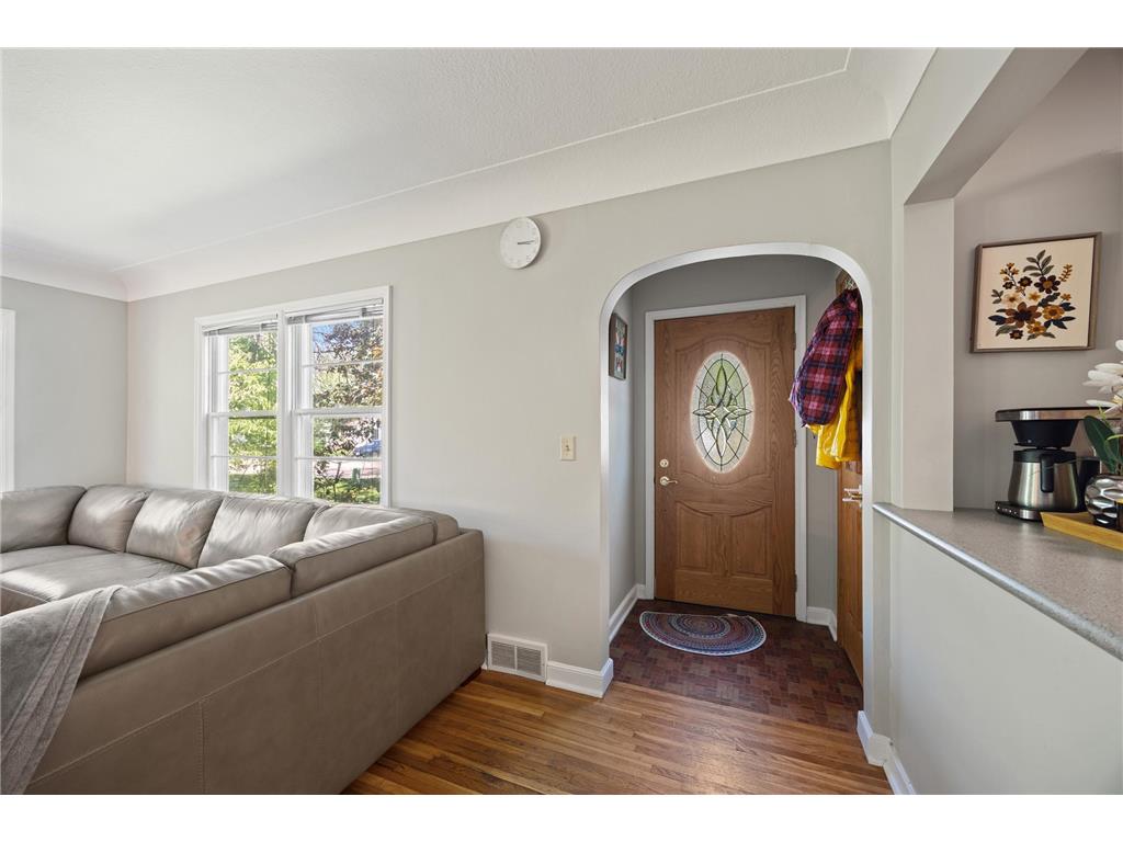 4760 Dominick Drive Minnetonka MN 55343 7075523 image4