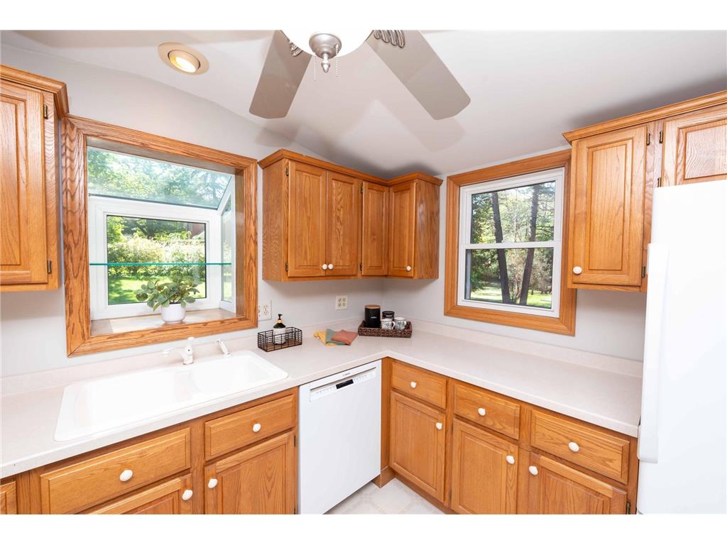 4760 Vine Hill Road Deephaven MN 55331 6793557 image15