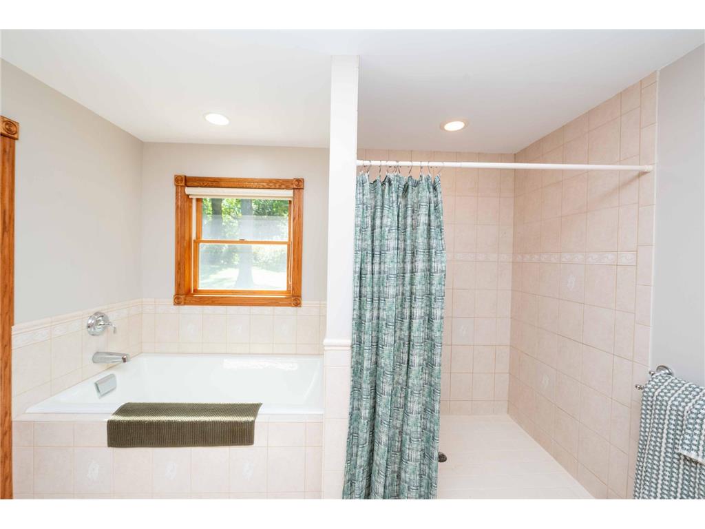 4760 Vine Hill Road Deephaven MN 55331 6793557 image25