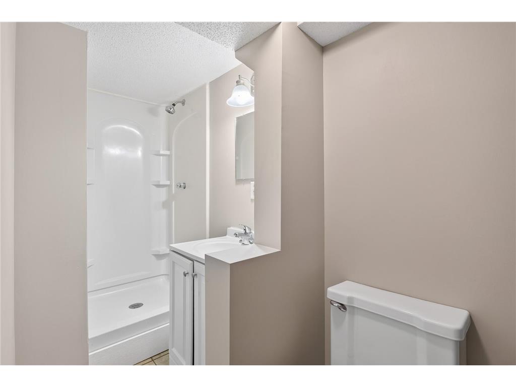4763 Chatham Road NE Columbia Heights MN 55421 7036307 image17