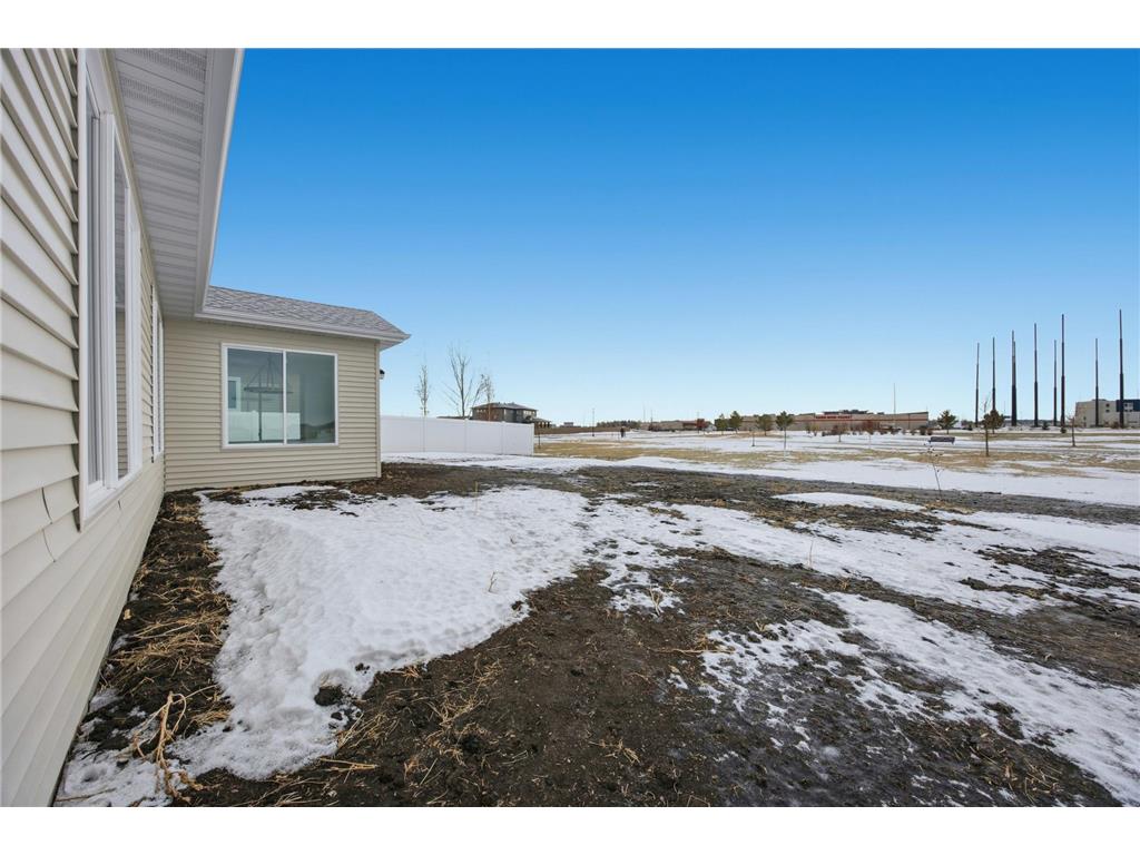 4769 32nd Street S Fargo ND 58104 6766174 image24
