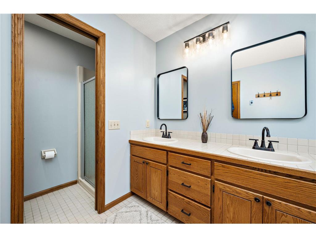 4769 White Oak Court Eagan MN 55122 7075881 image22