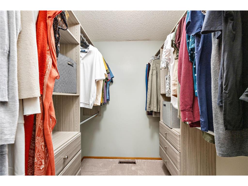 4769 White Oak Court Eagan MN 55122 7075881 image23