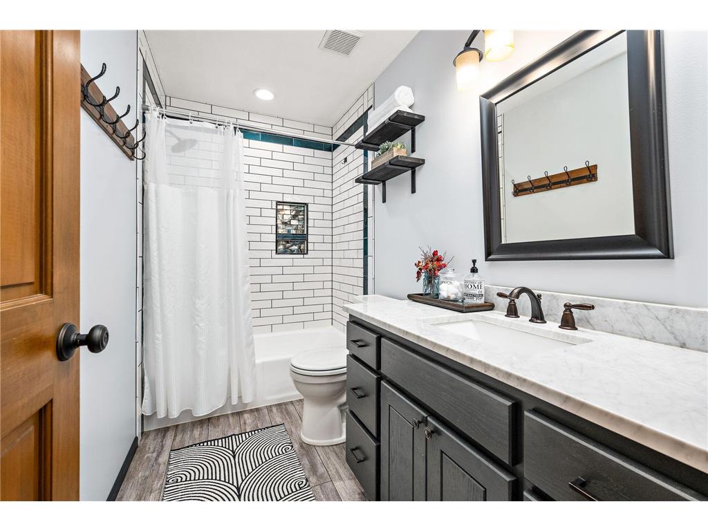 4769 White Oak Court Eagan MN 55122 7075881 image24