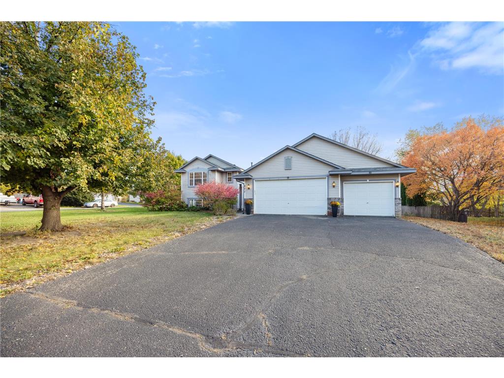 477 Diedrich Drive Carver MN 55315 6791621 image1