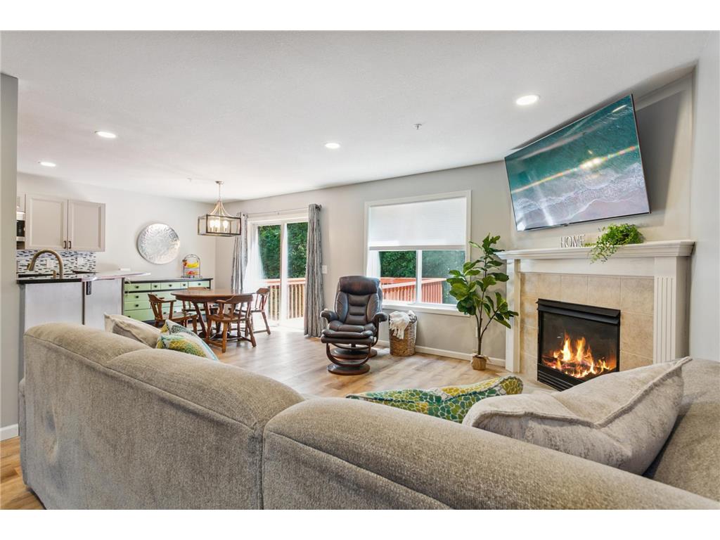 477 Pleasant Lane Chaska MN 55318 6575163 image1