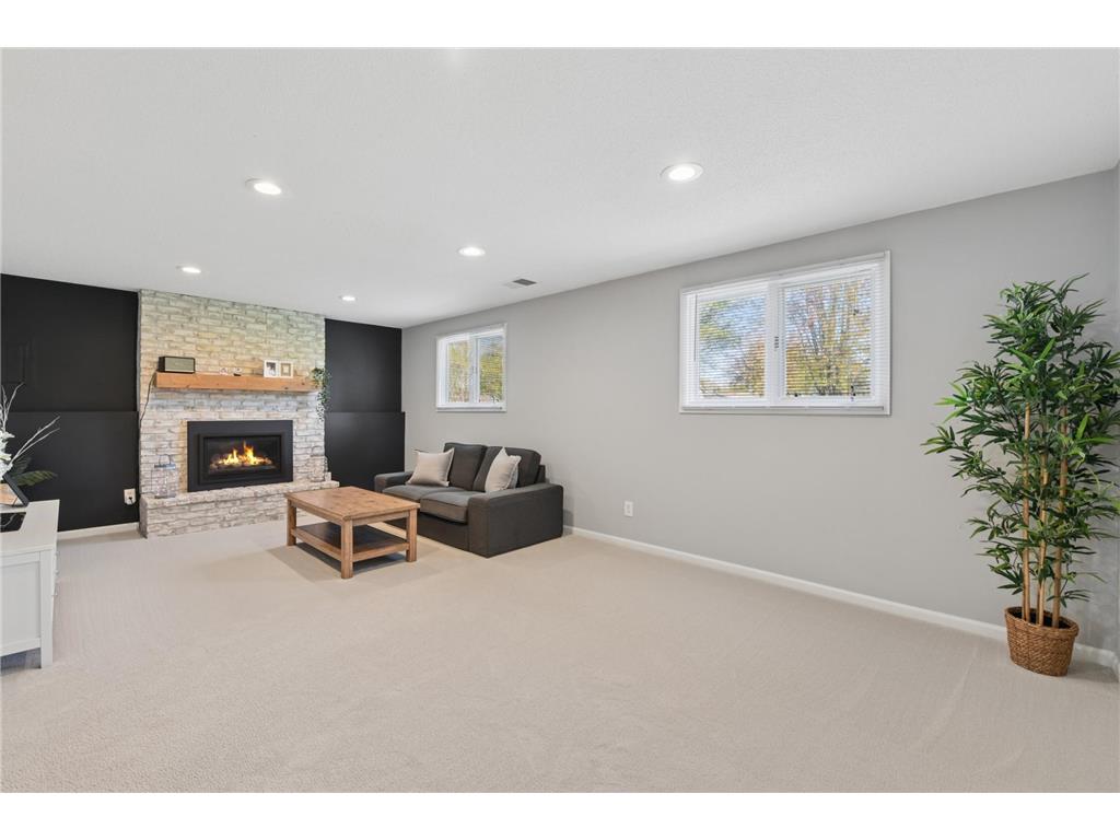 4770 142 nd Street W Apple Valley MN 55124 7065715 image19