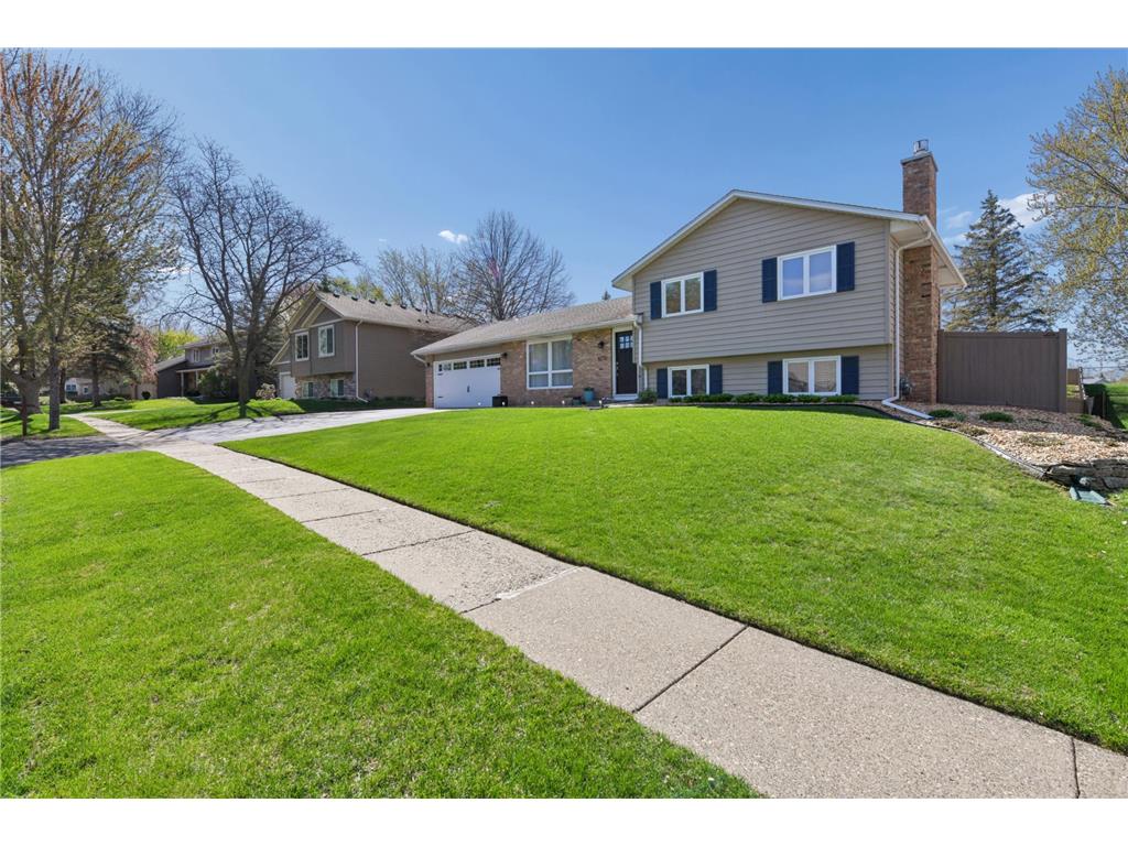 4770 142 nd Street W Apple Valley MN 55124 7065715 image2
