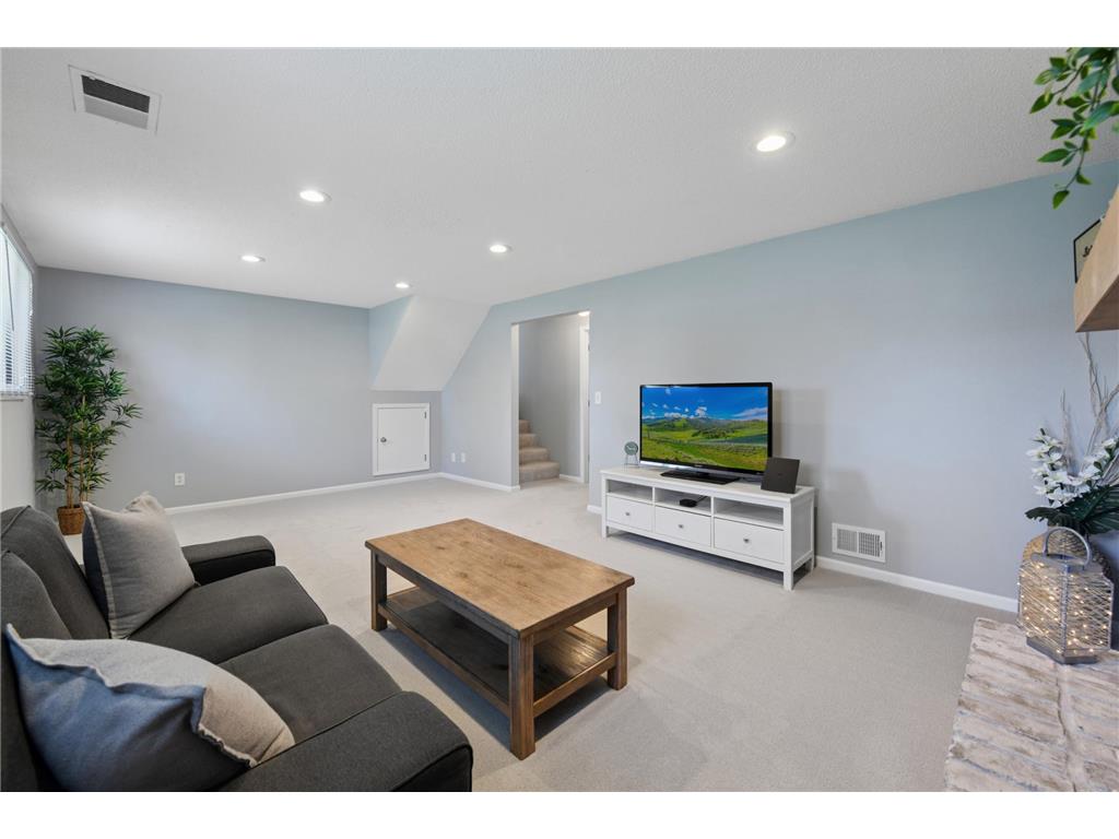 4770 142 nd Street W Apple Valley MN 55124 7065715 image21