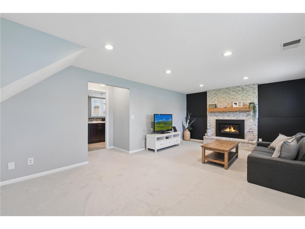 4770 142 nd Street W Apple Valley MN 55124 7065715 image22