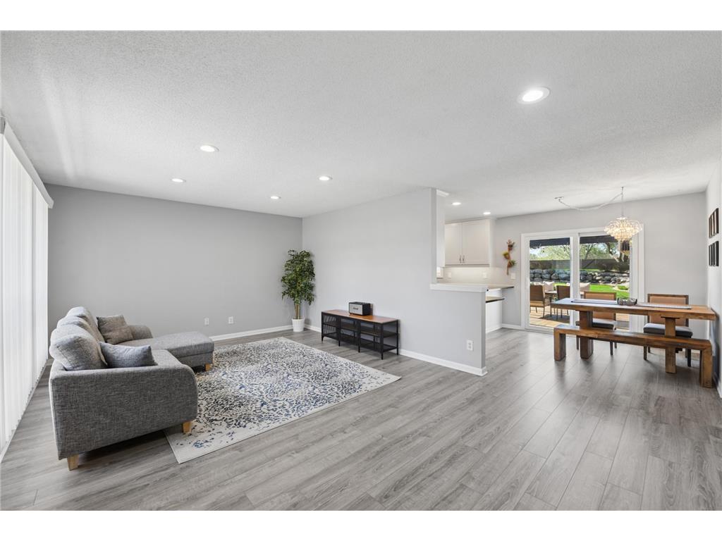 4770 142 nd Street W Apple Valley MN 55124 7065715 image3