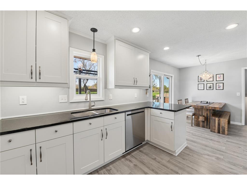 4770 142 nd Street W Apple Valley MN 55124 7065715 image6