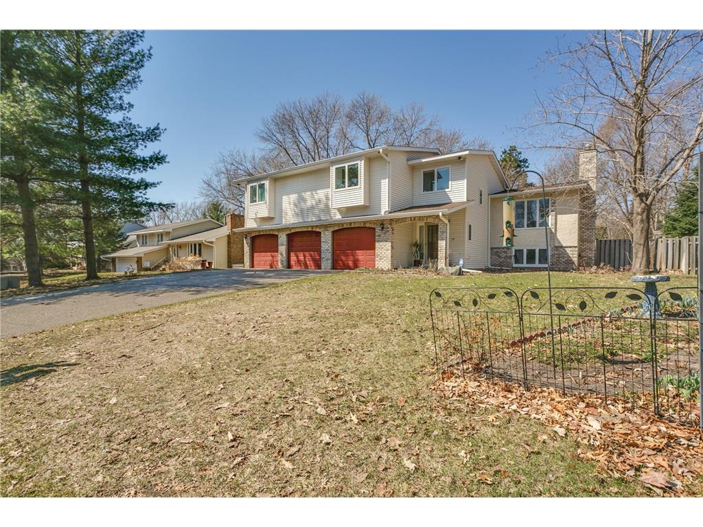 4775 Chandler Road, Shoreview, MN 55126 MLS 6354793 Edina Realty