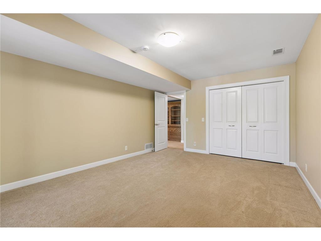 4785 Bayswater Road Shorewood MN 55331 7041586 image44