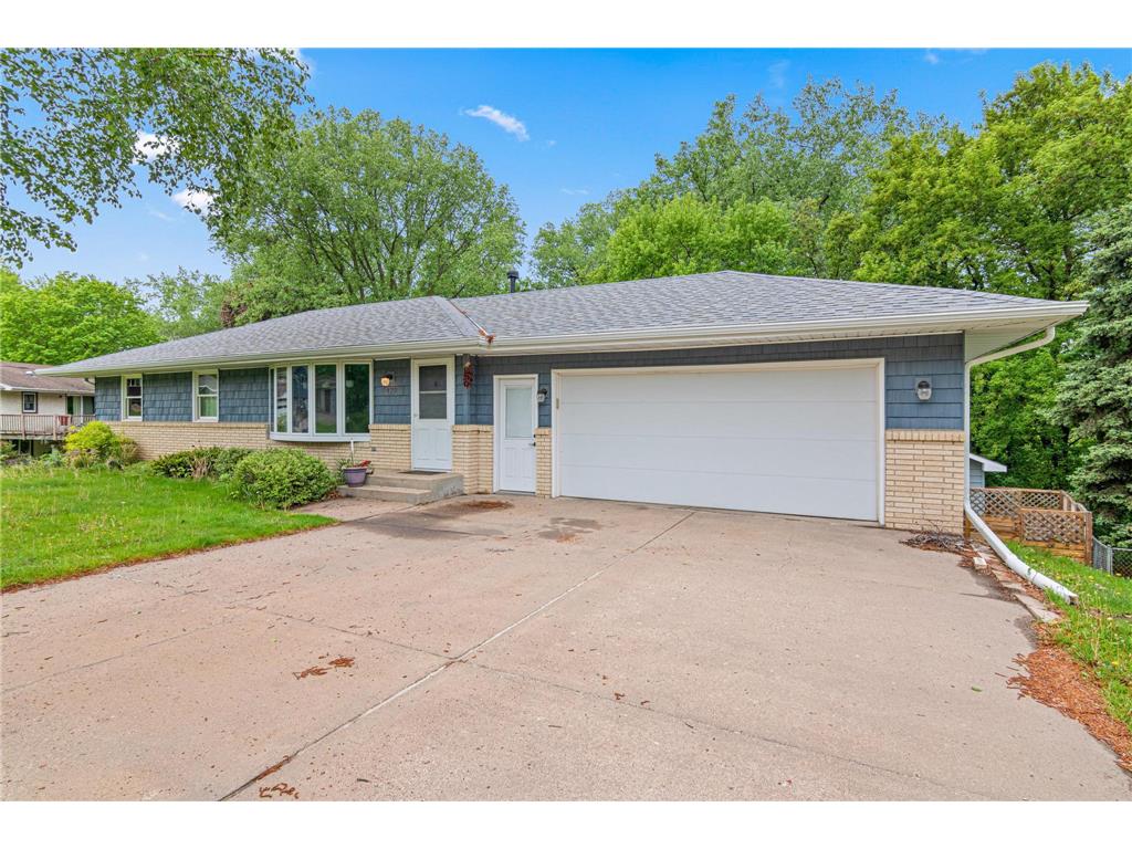 479 Centennial Drive Roseville MN 55113 7037833 image1