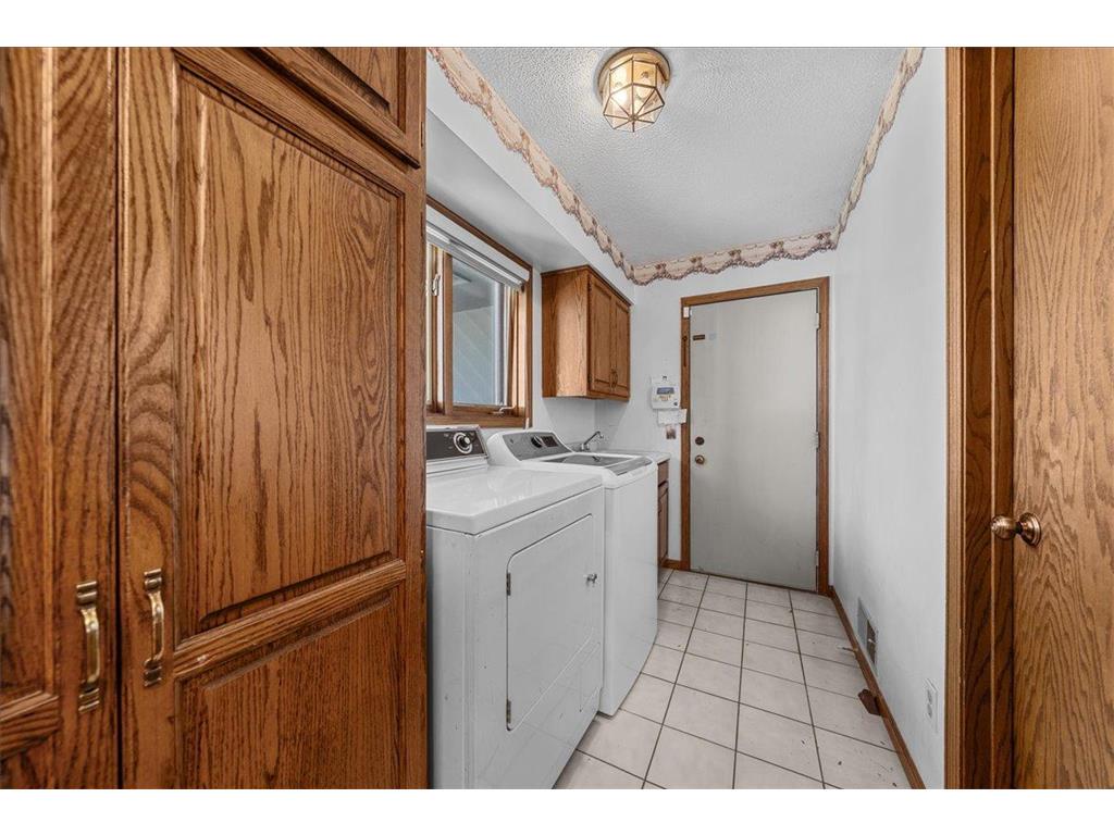 479 Mary Street S Maplewood MN 55119 7078008 image18