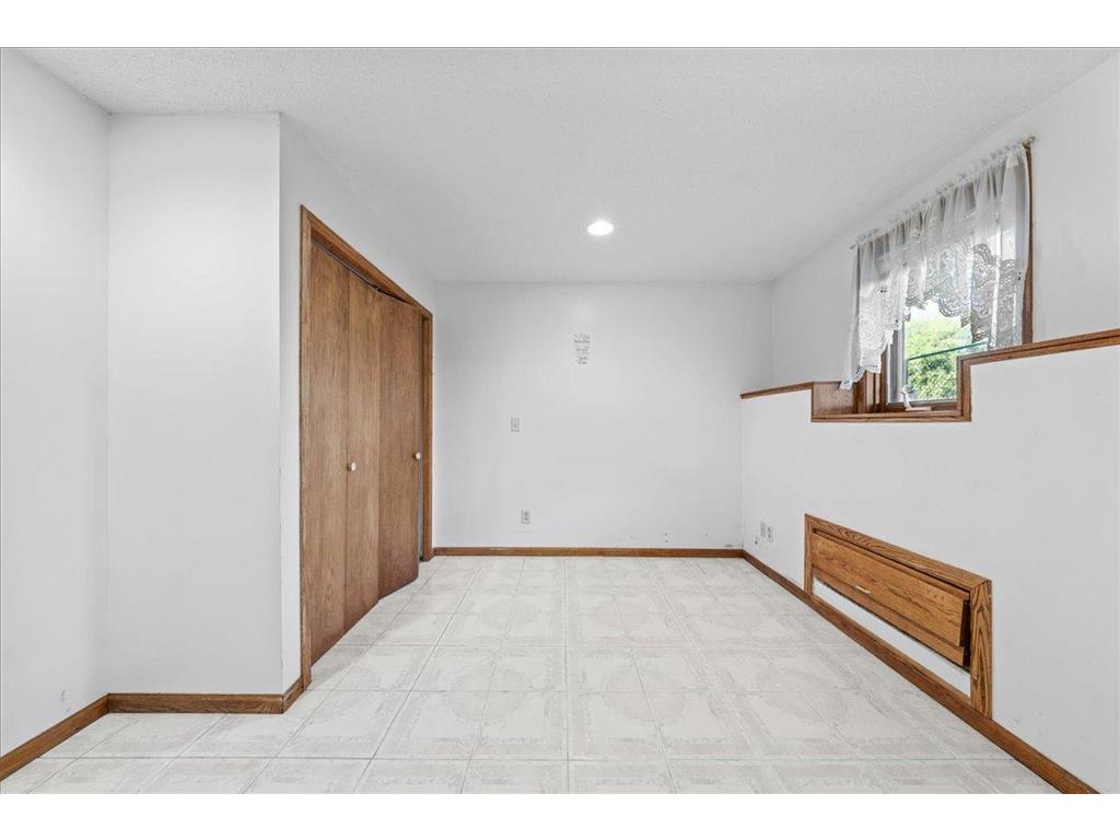 479 Mary Street S Maplewood MN 55119 7078008 image47