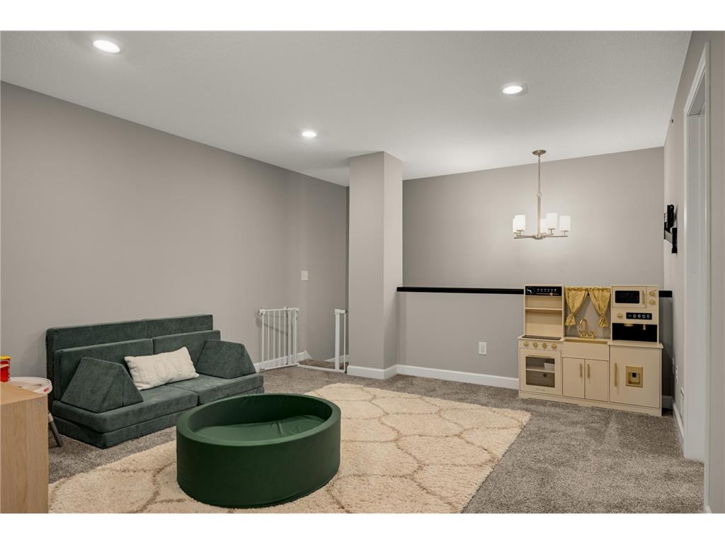 4790 Equine Trail Woodbury MN 55129 7031077 image24