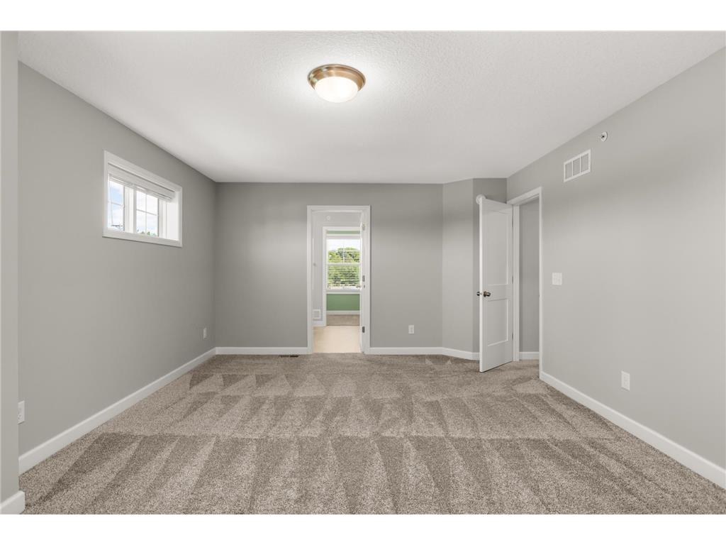 4790 Equine Trail Woodbury MN 55129 7099430 image17