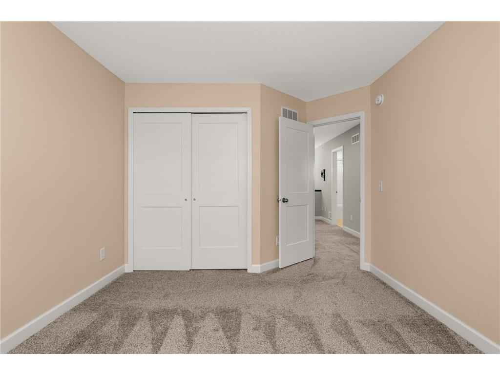 4790 Equine Trail Woodbury MN 55129 7099430 image28