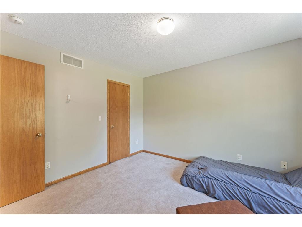 4791 Grenwich Road N Oakdale MN 55128 7093396 image21