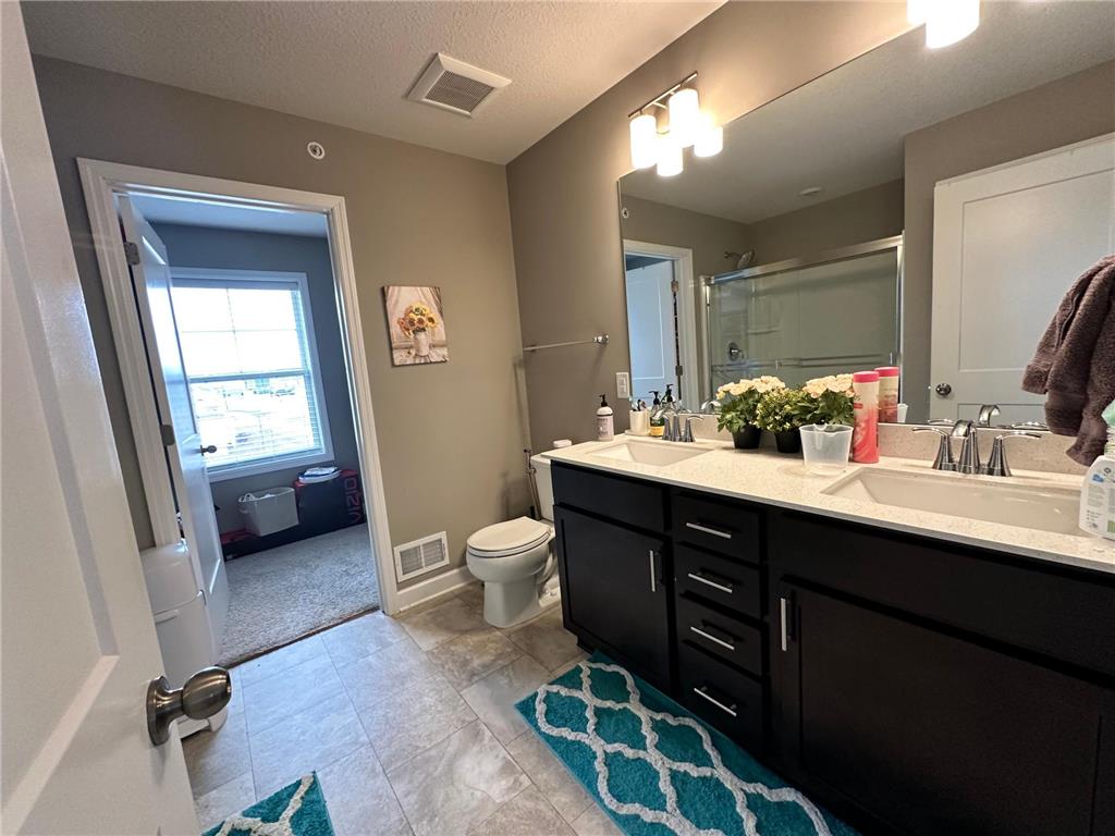 4791 Martingale Drive Woodbury MN 55129 7092011 image16