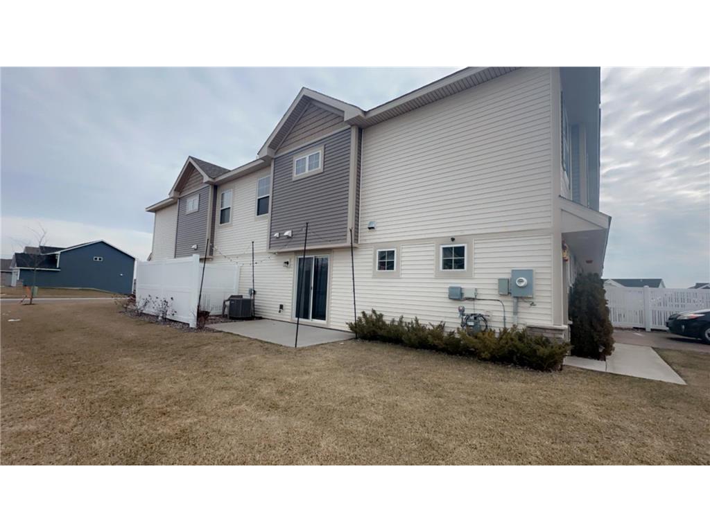 4791 Martingale Drive Woodbury MN 55129 7092011 image19