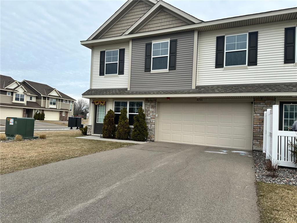 4791 Martingale Drive Woodbury MN 55129 7092011 image20